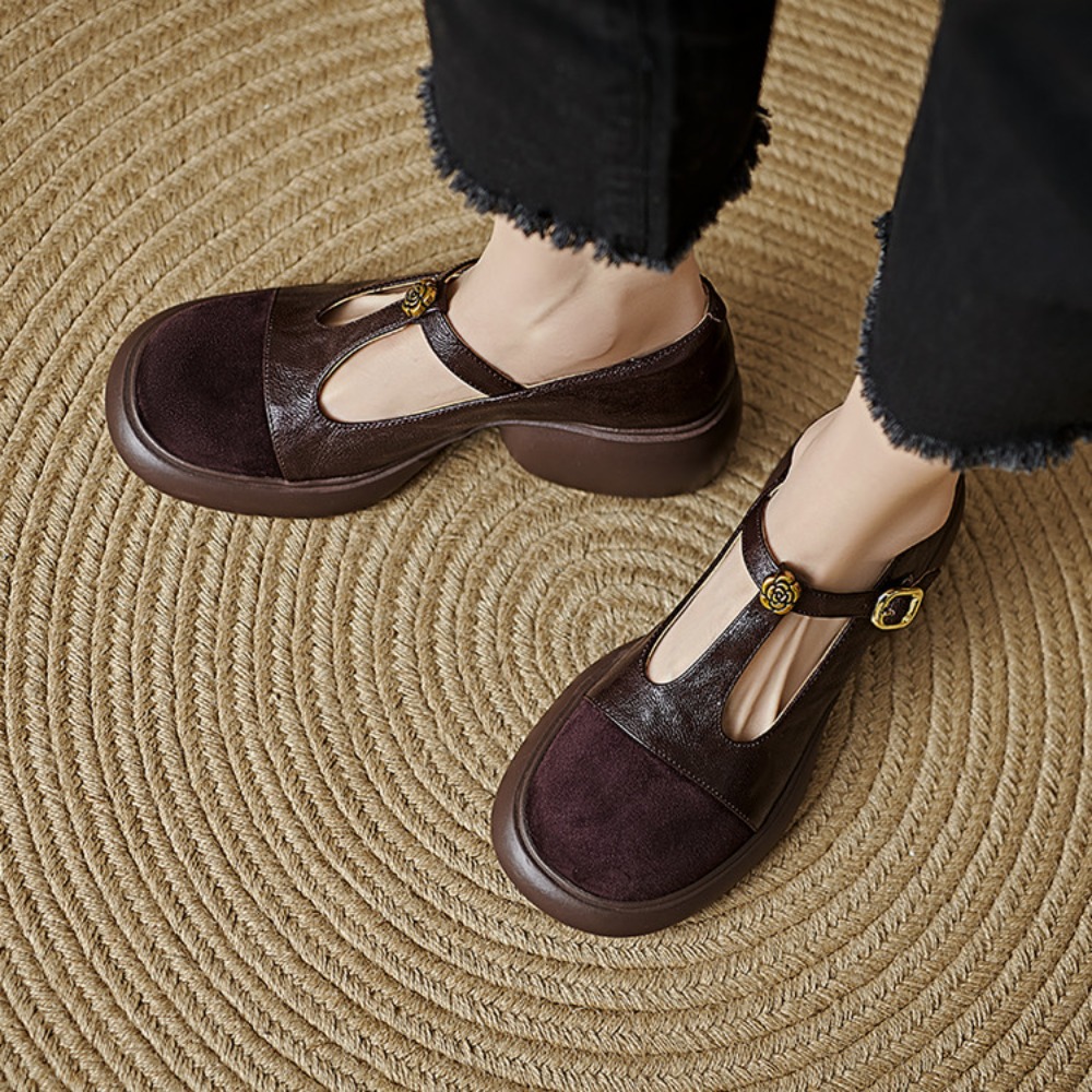2026年春クラシックレディース本革ローファー、ラウンドトゥ - Leather Classic Strap のレビューと価格