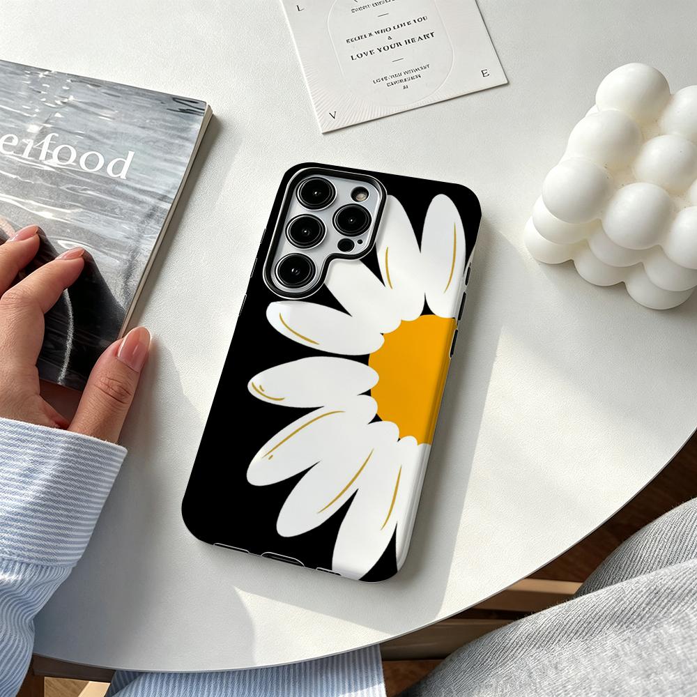 P-PEACEMINUSONE クールなデザインのインスタ映 - Samsung Galaxy S24 のレビューと価格